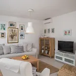 Cozy Dubrovnik Apartment - One-Bedroom Apartment With Sea View